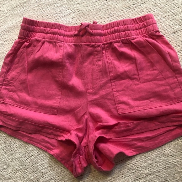 Three pair of summer shorts- size medium, Hollister - Forever 21- slightly used - Picture 4 of 12